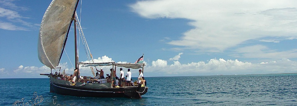 Charlie Claw's dhow sailing event with guests