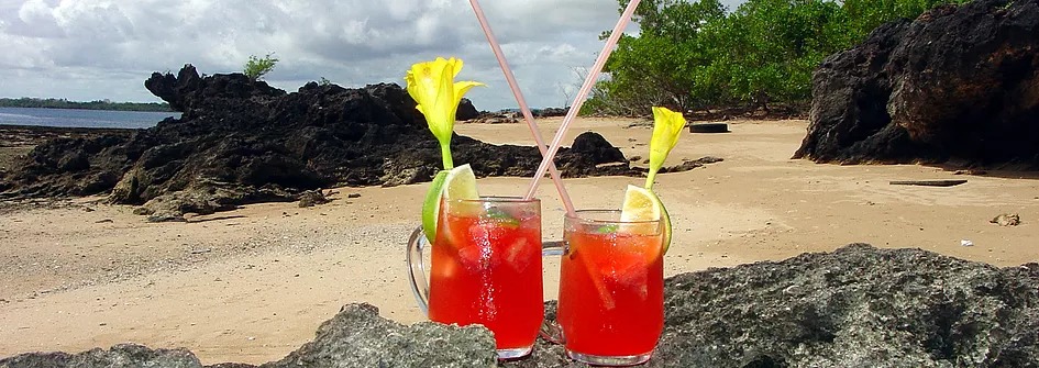 Swahili cuisine at Charlie Claw's - fresh juices